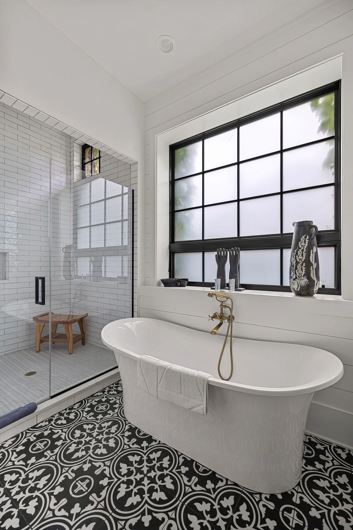 Wander Lakeside Shores #26