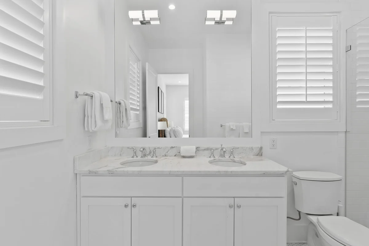 Wander Seagrove Shores