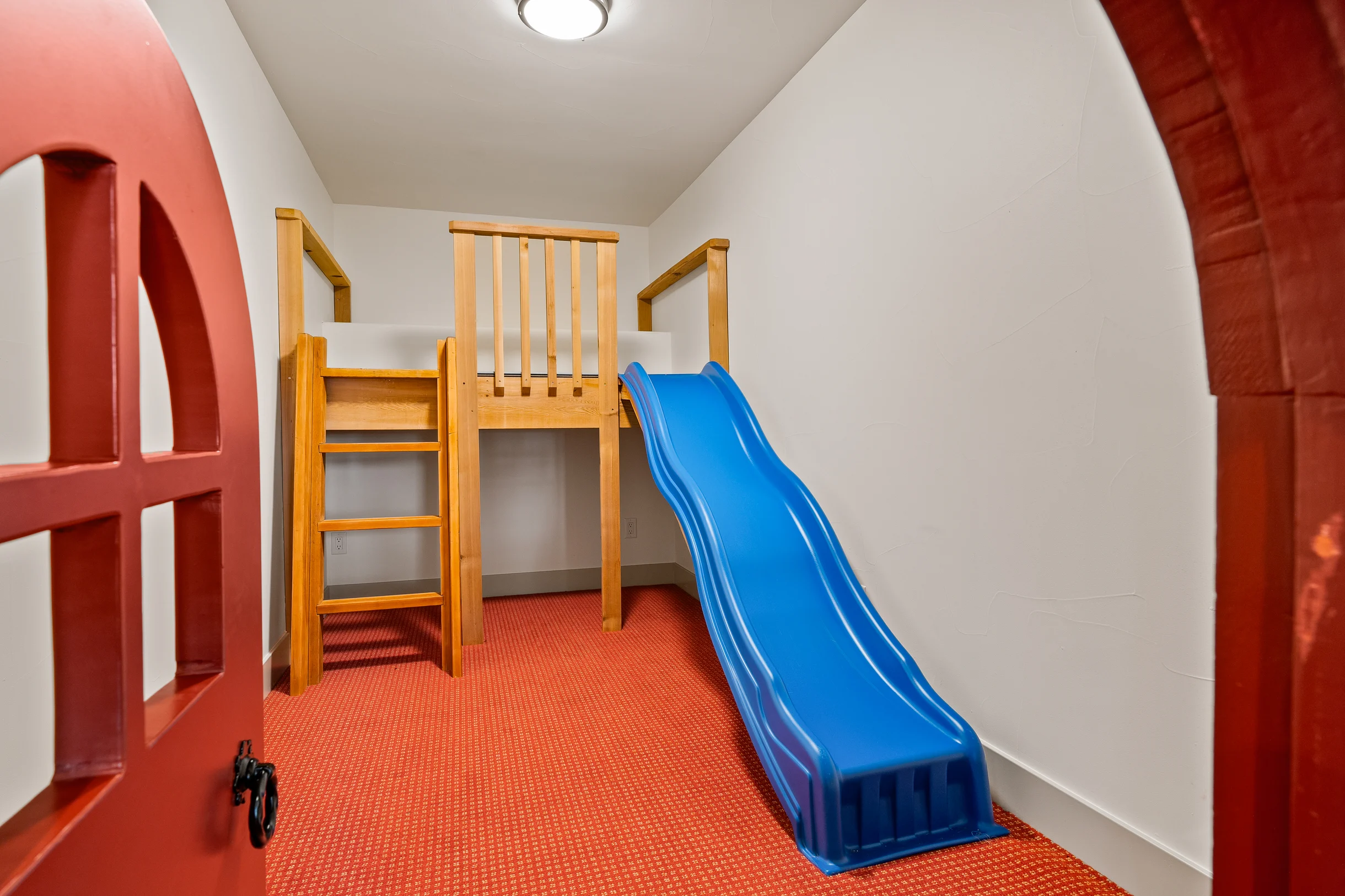 Wander Keystone Riverfront #52