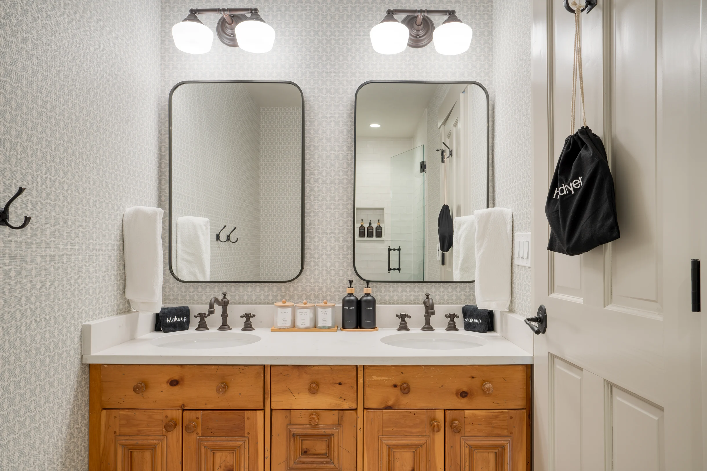 Wander Keystone Riverfront #22