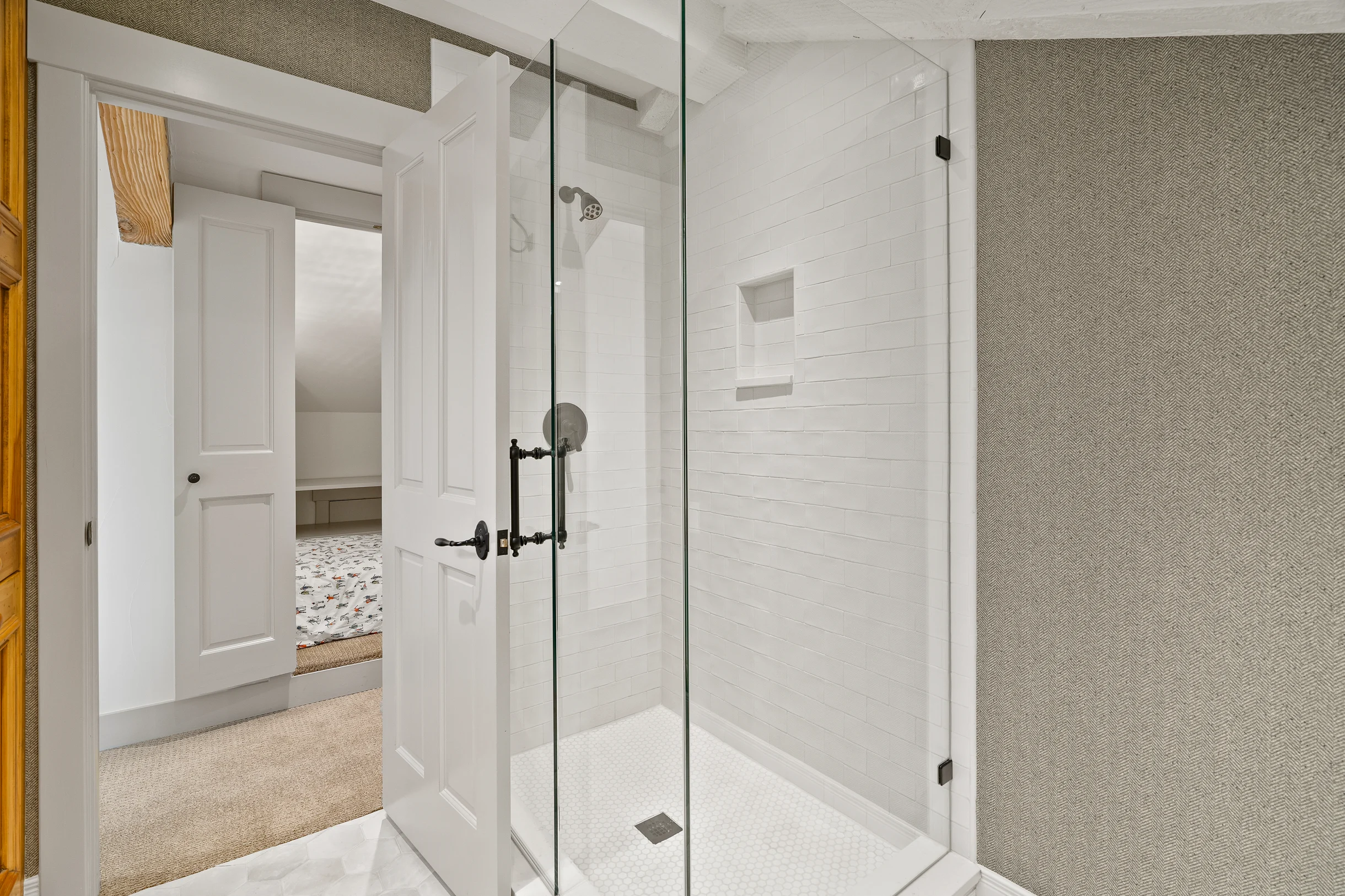 Wander Keystone Riverfront #48