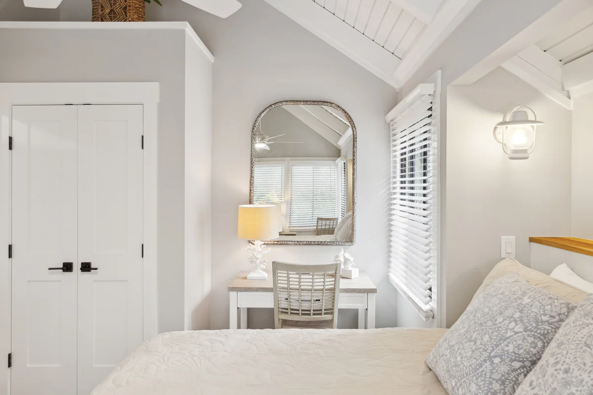 Bedroom 1 image 1