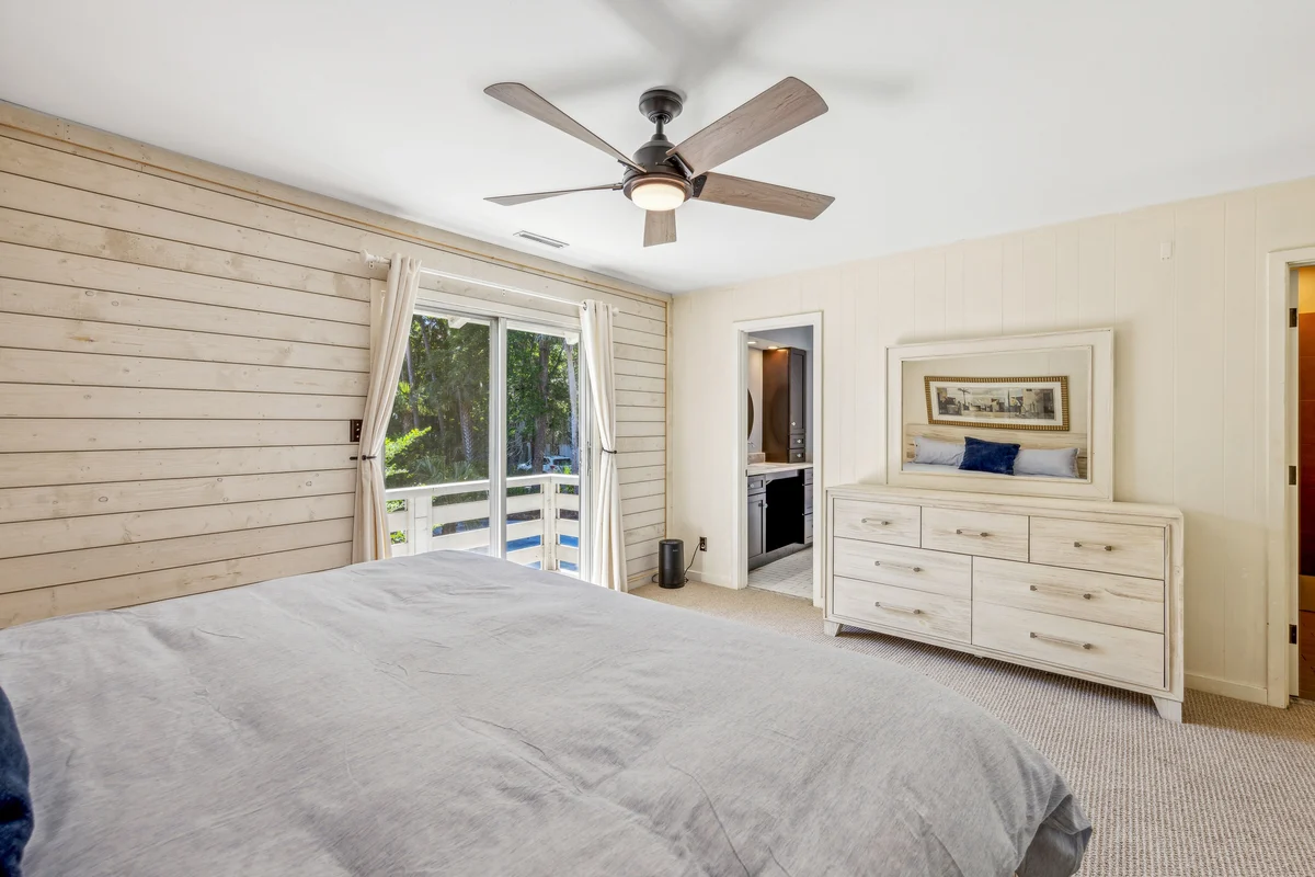 Bedroom 1 image 1