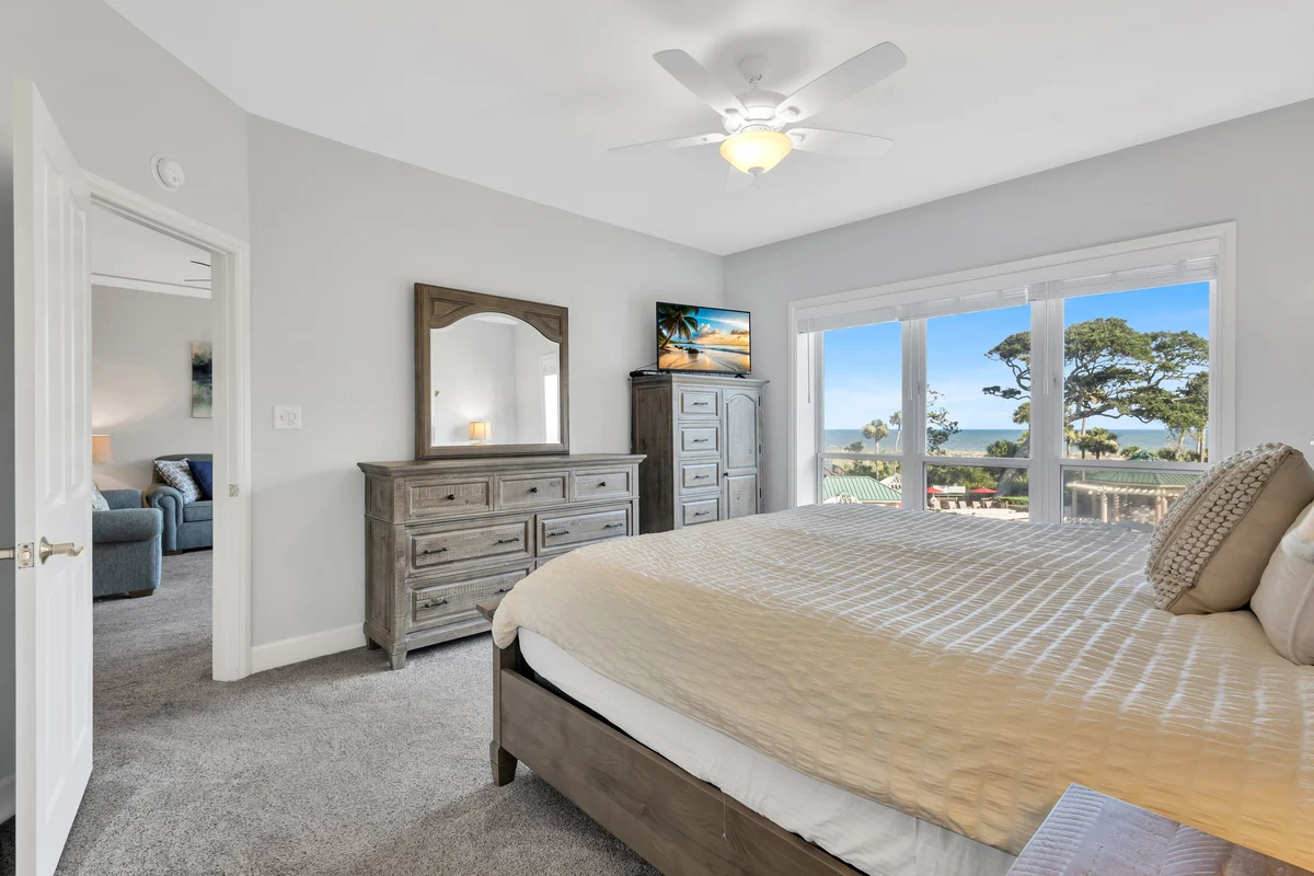 Bedroom 1 image 1