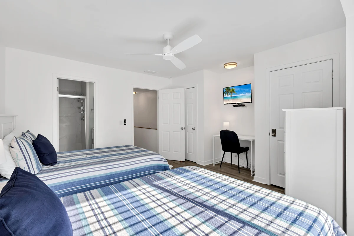 Bedroom 3 image 1