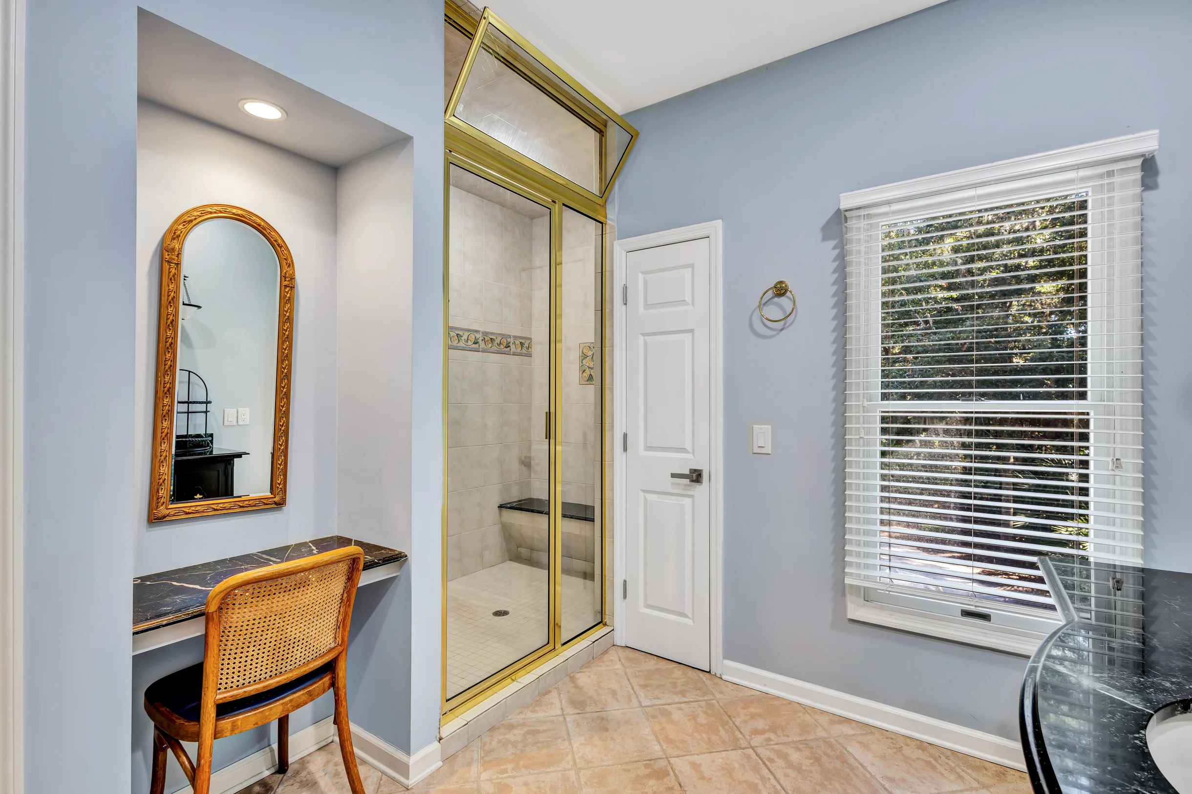 37 Sea Lane #16