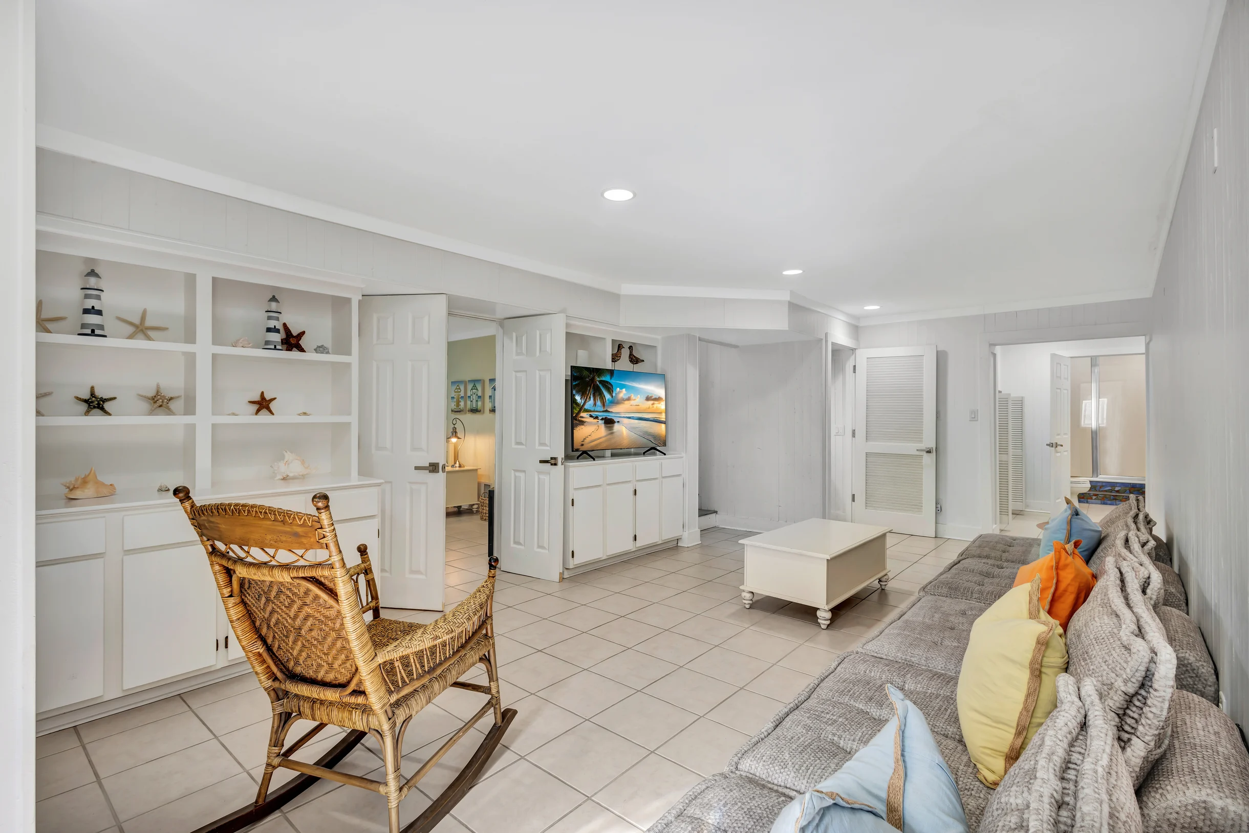 37 Sea Lane #20