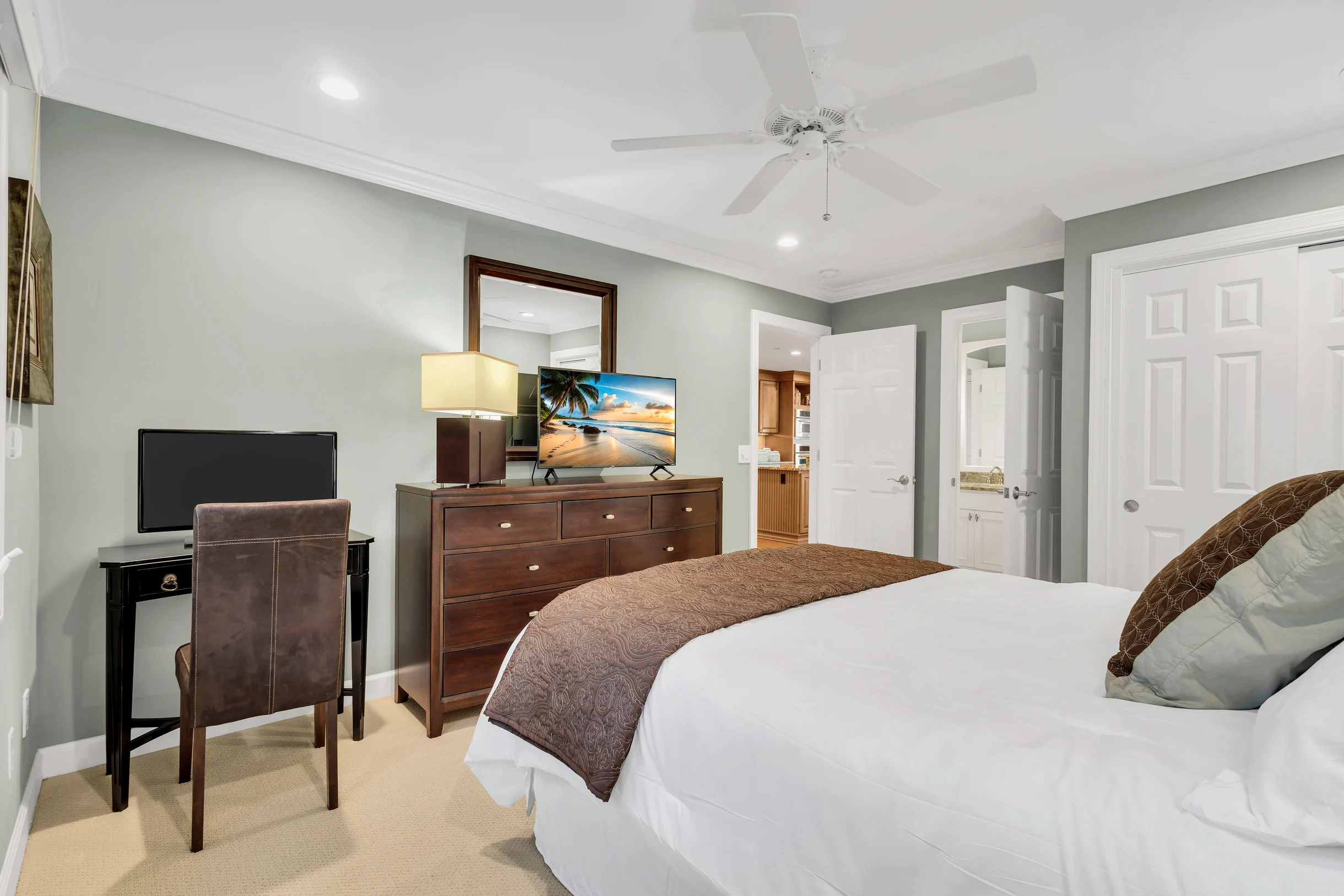 1418 South Beach Villas #27