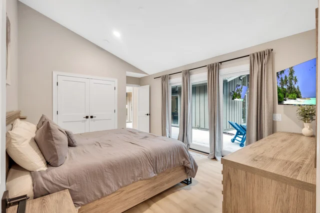 Bedroom 1 image 1