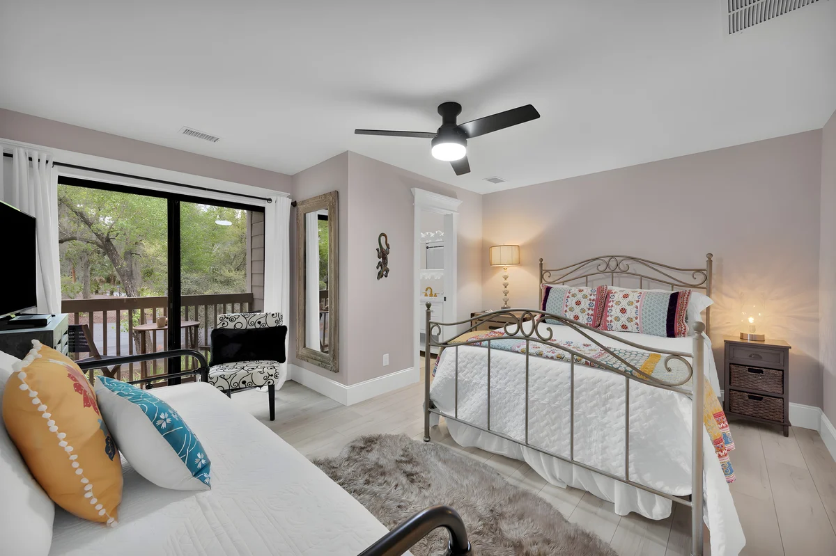 Bedroom 1 image 1