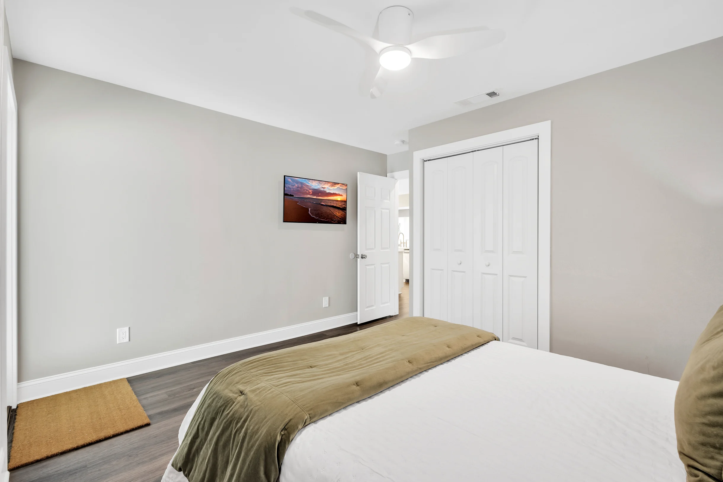 4 Palmetto Place #33