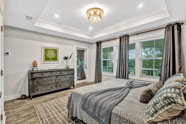 Bedroom 1 image 1