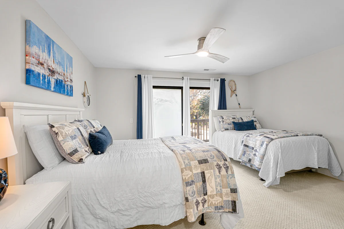 Bedroom 1 image 1