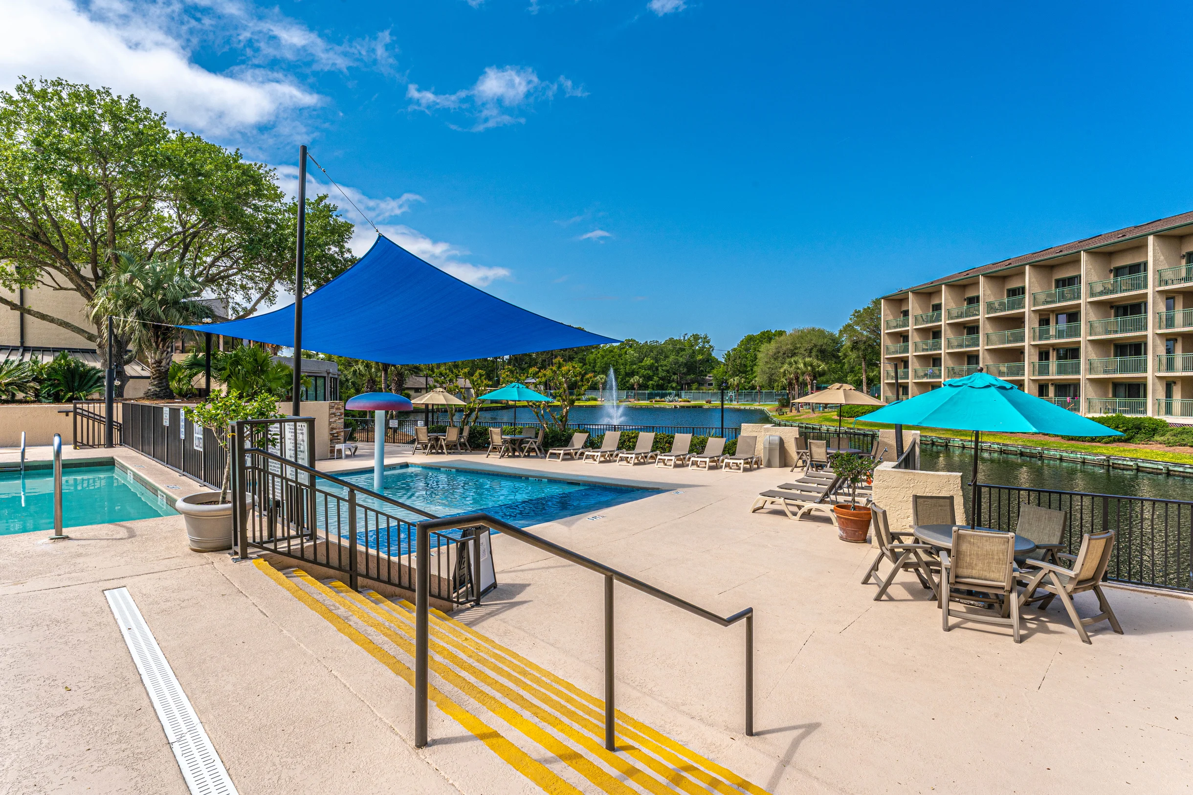 6105 Island Club #38
