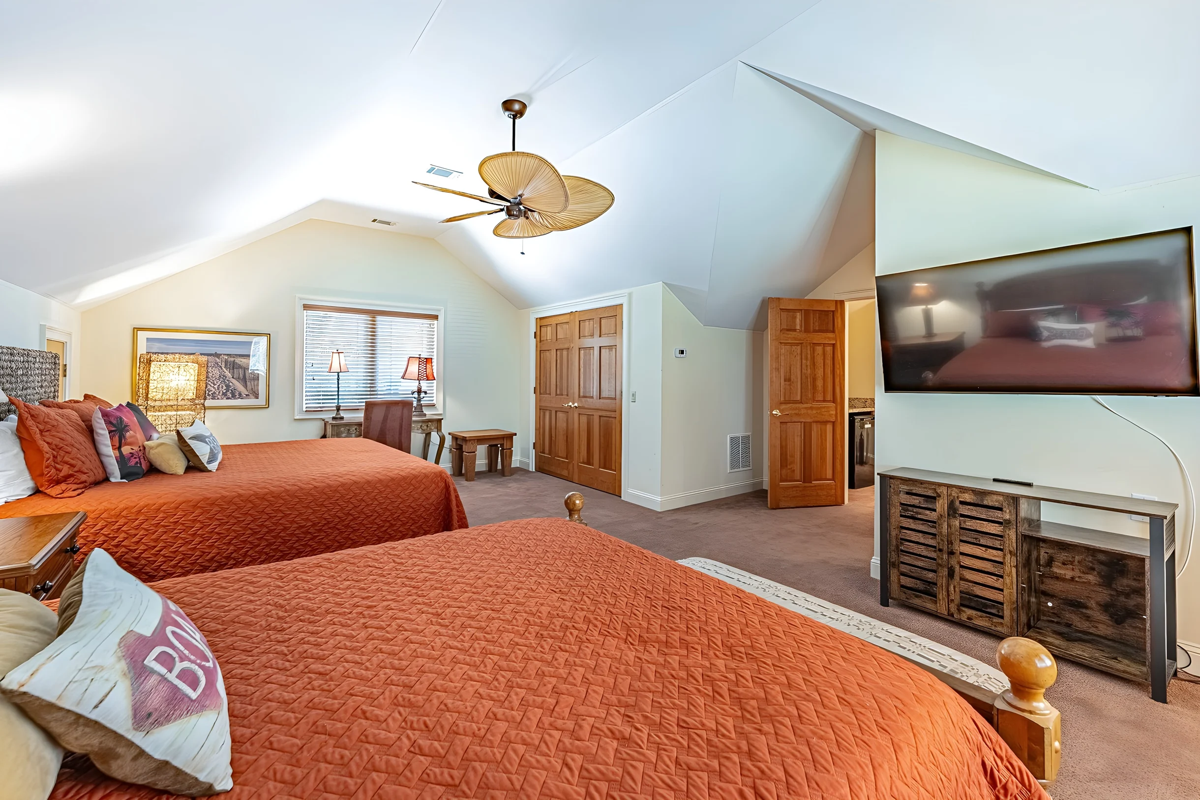 47 Heritage Road #33