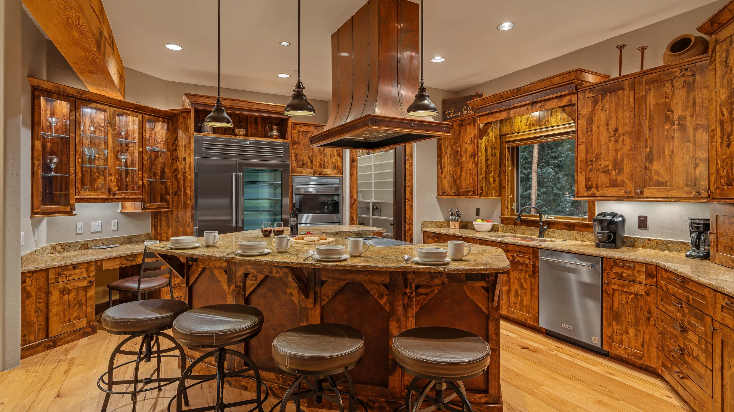 Alpenglow Peaks Lodge #37