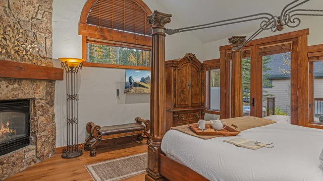 Bedroom 5 image 1