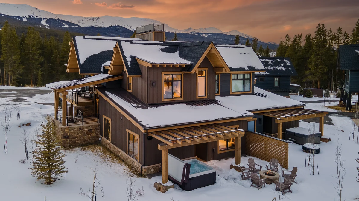 Wander Breckenridge Halara