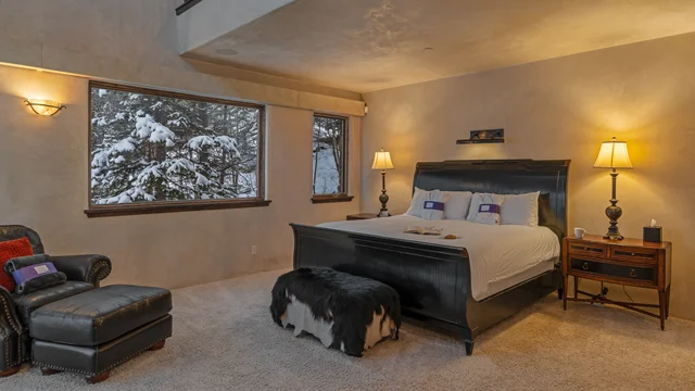 Bedroom 6 image 1