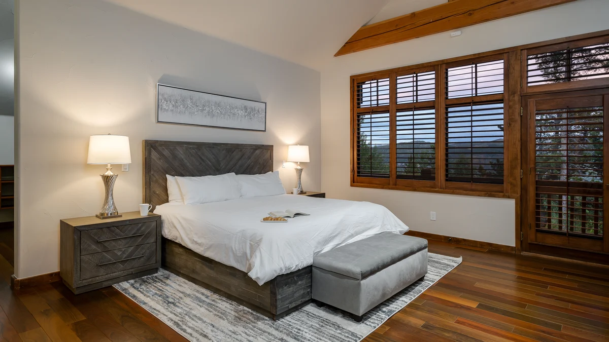 Bedroom 1 image 1