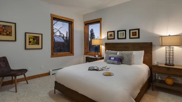 Bedroom 3 image 1