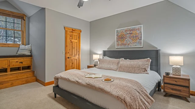 Bedroom 5 image 1
