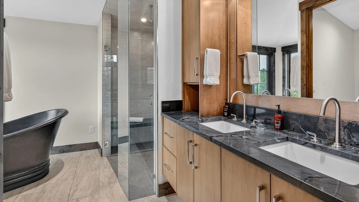 Wander Breckenridge Summit Hill