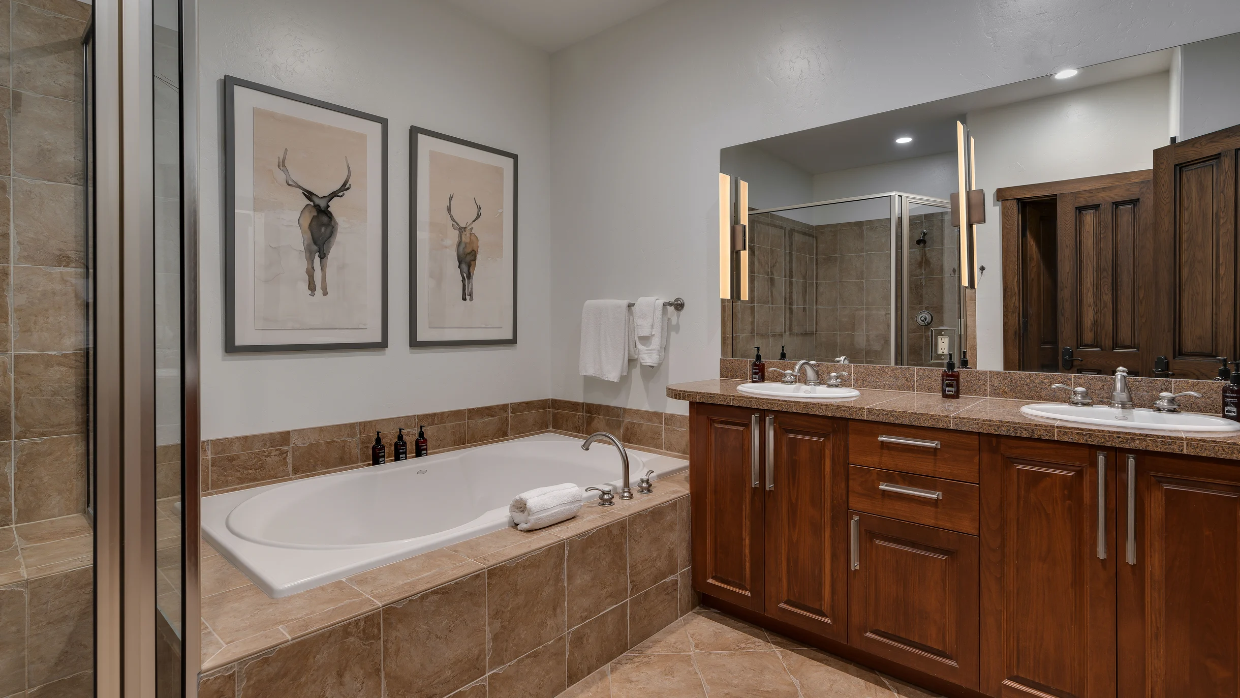 Switchback Lodge #11