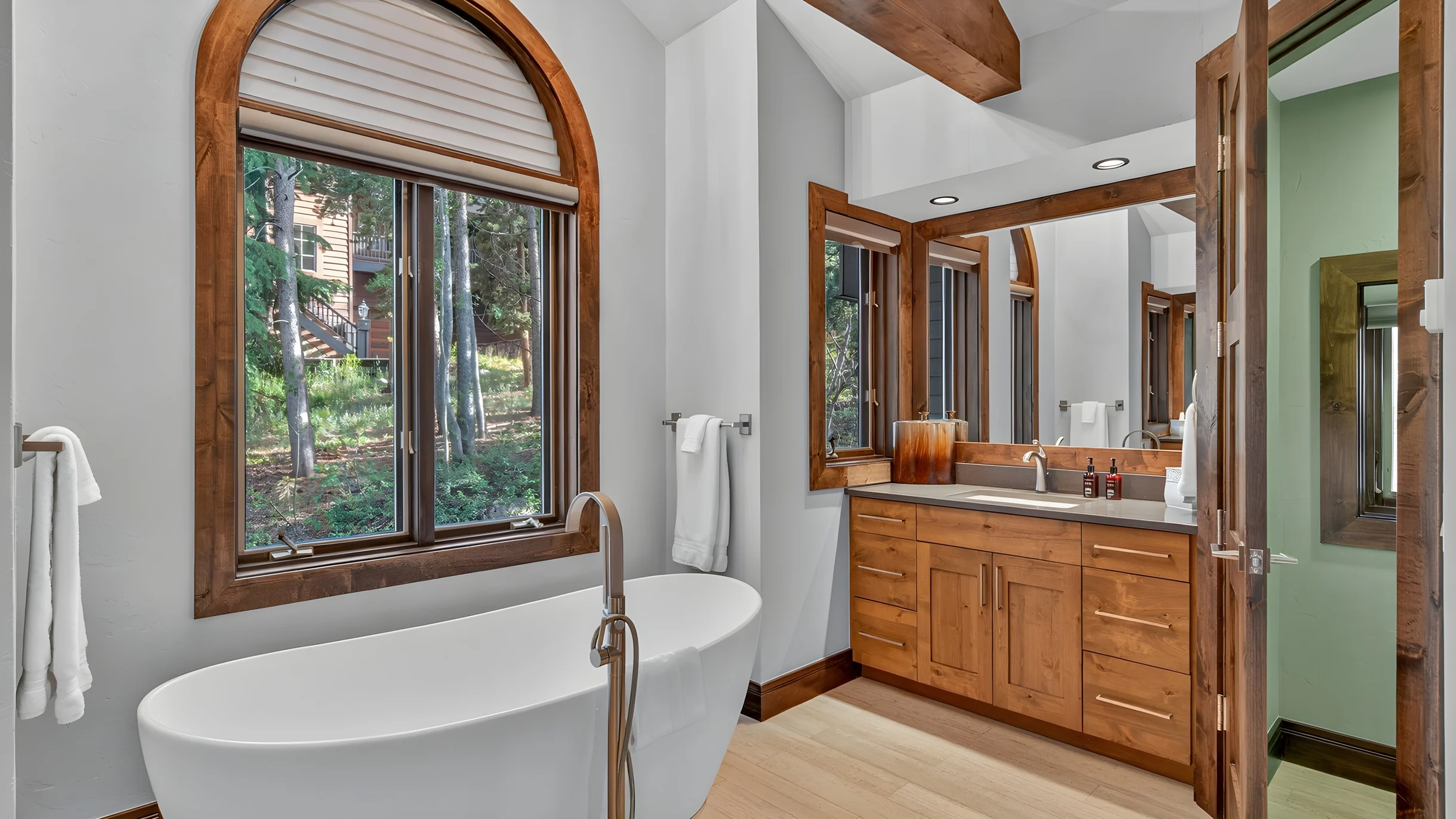 Grand Vista Lodge #10