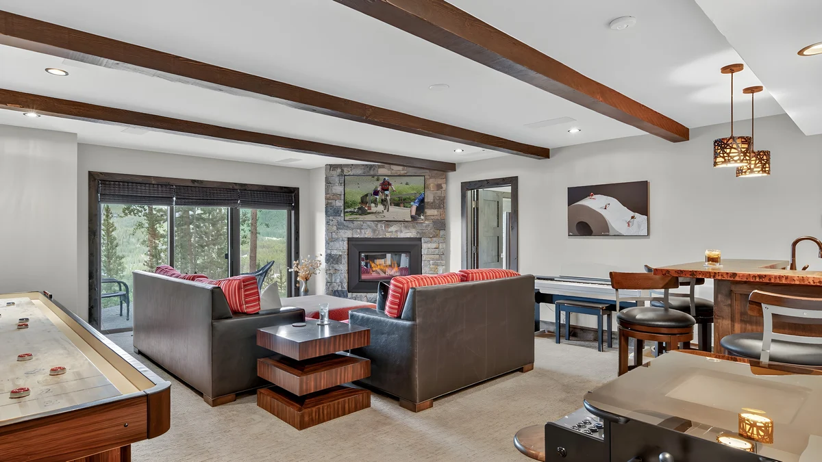 Wander Breckenridge Grand Vista