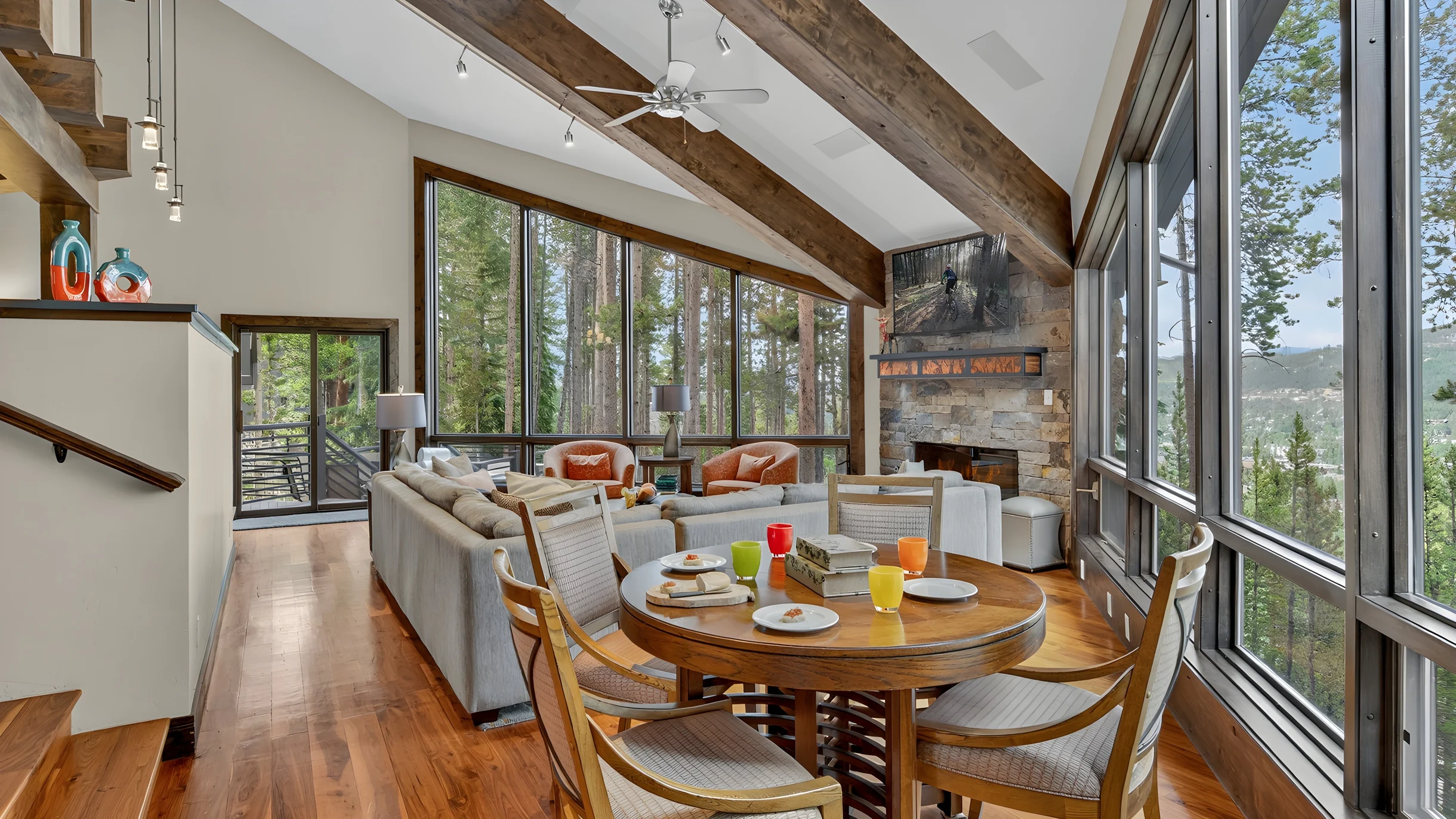 Grand Vista Lodge #4