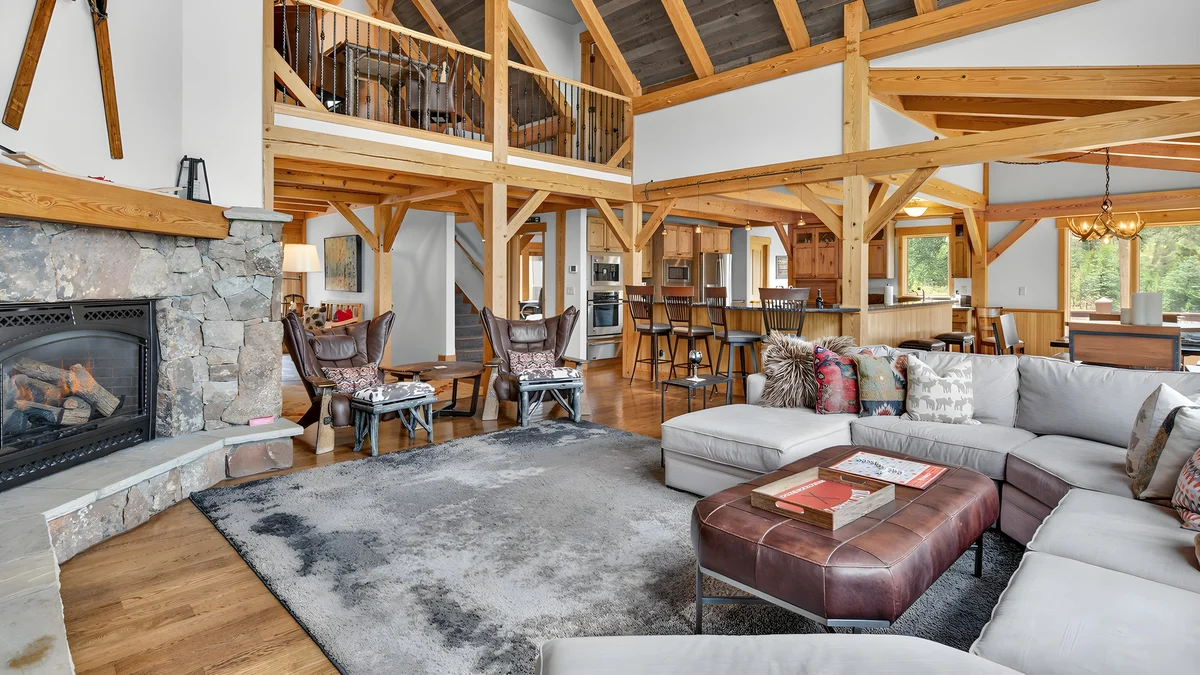 Moose Tracks Lodge