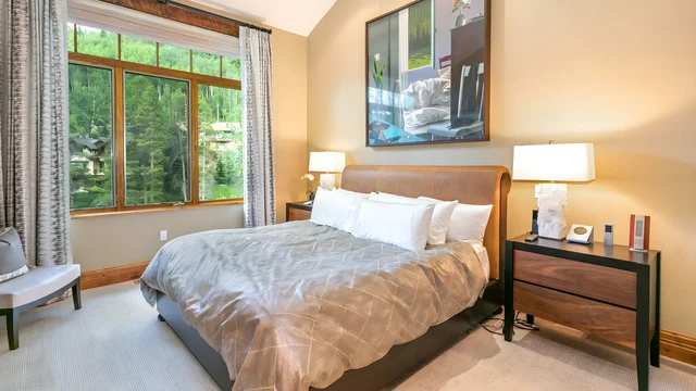 Bedroom 1 image 1