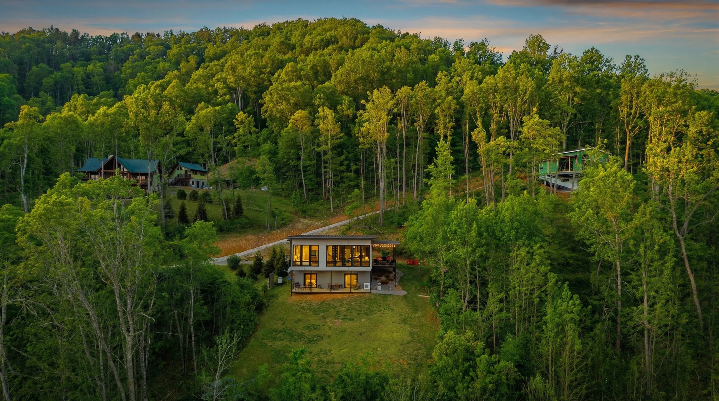 Wander Candler Modern #36