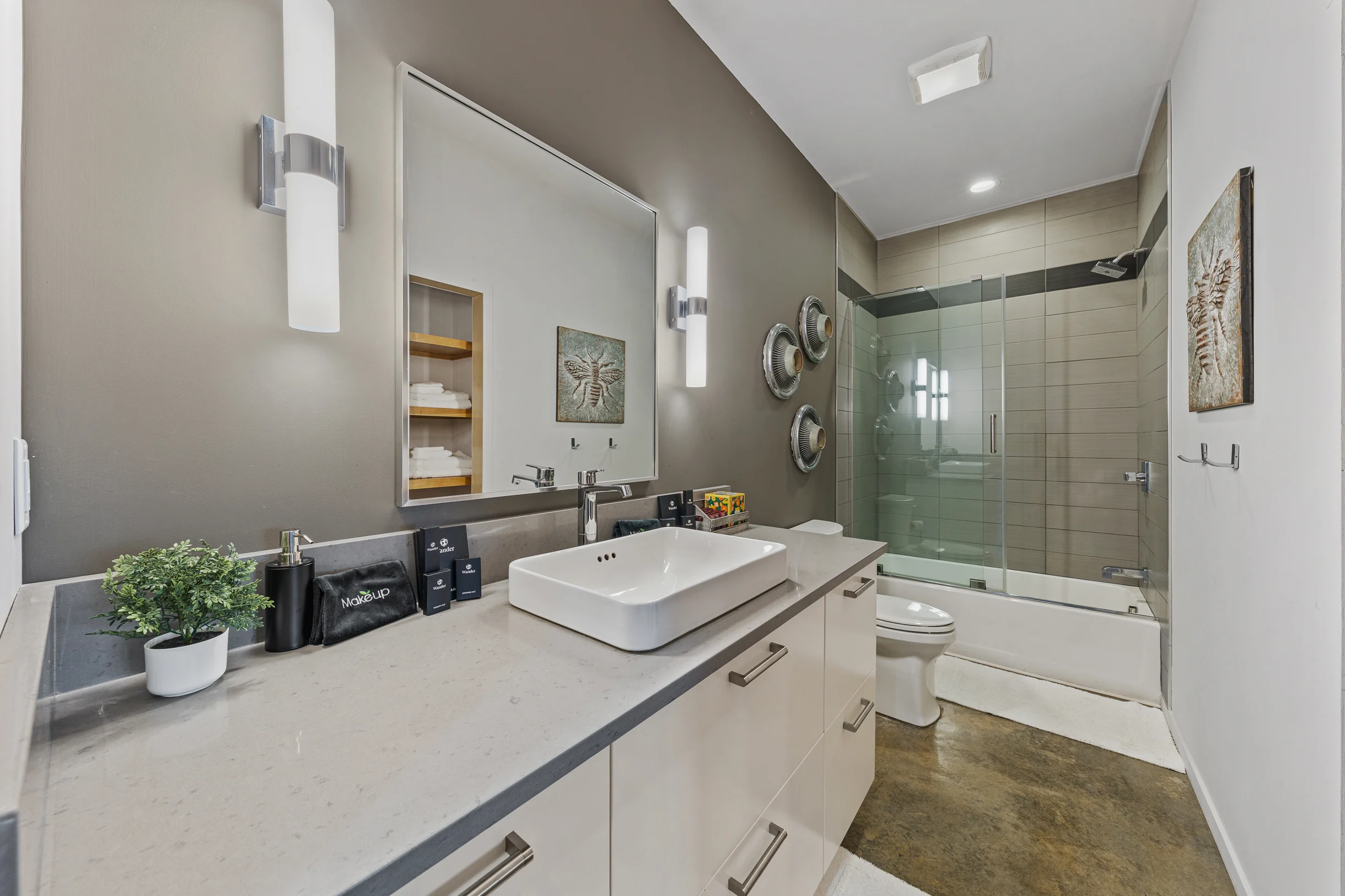 Wander Candler Modern #10