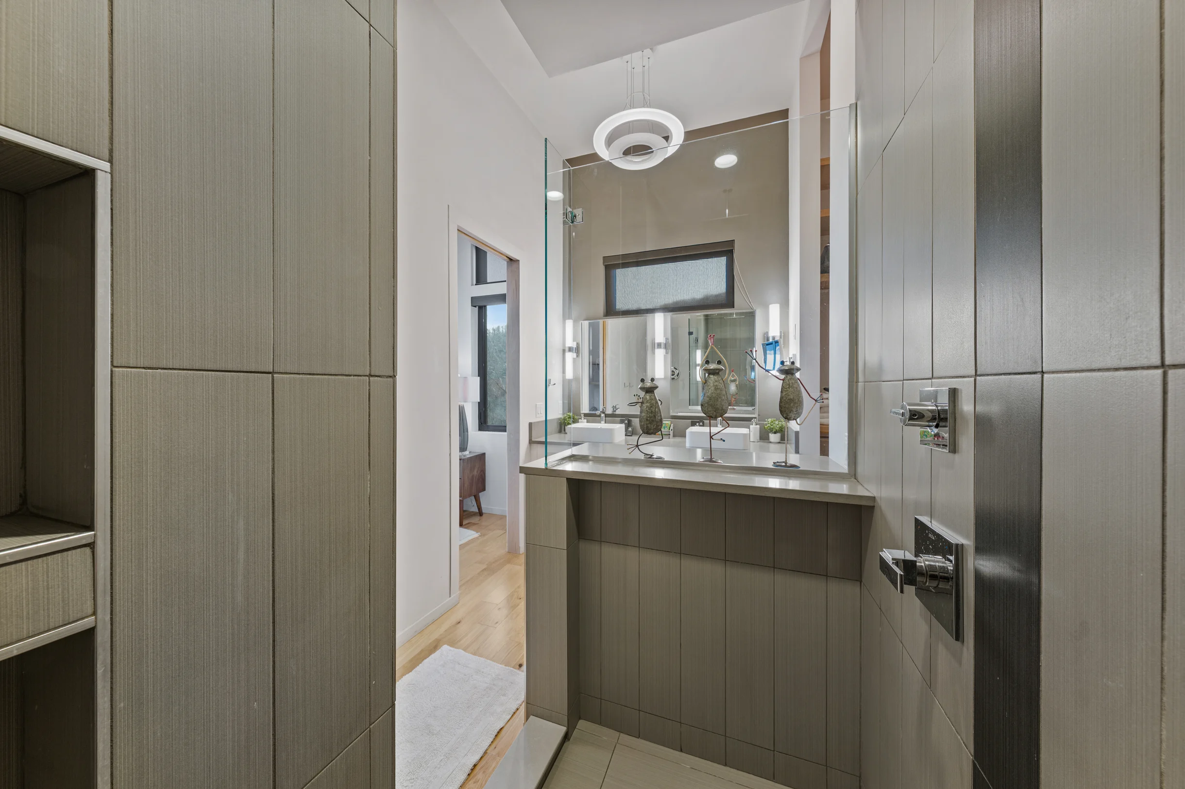 Wander Candler Modern #63