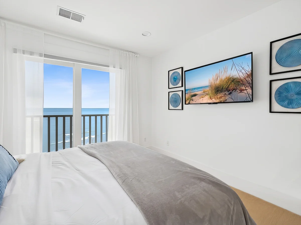 The Shore House #40