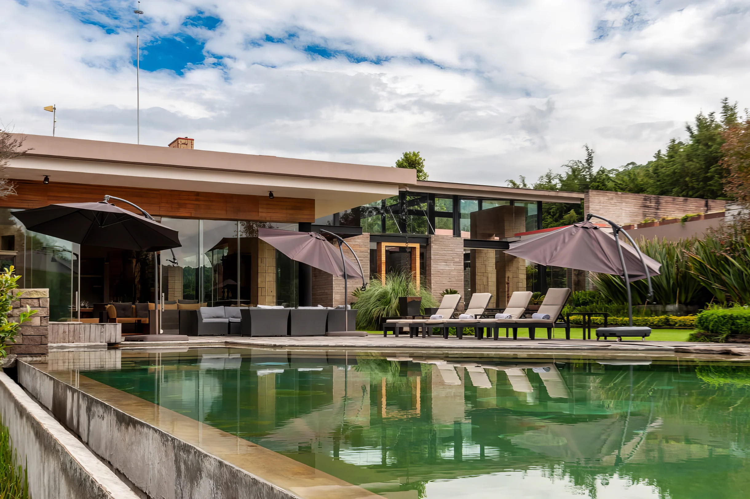 Wander Querencia Estate #12