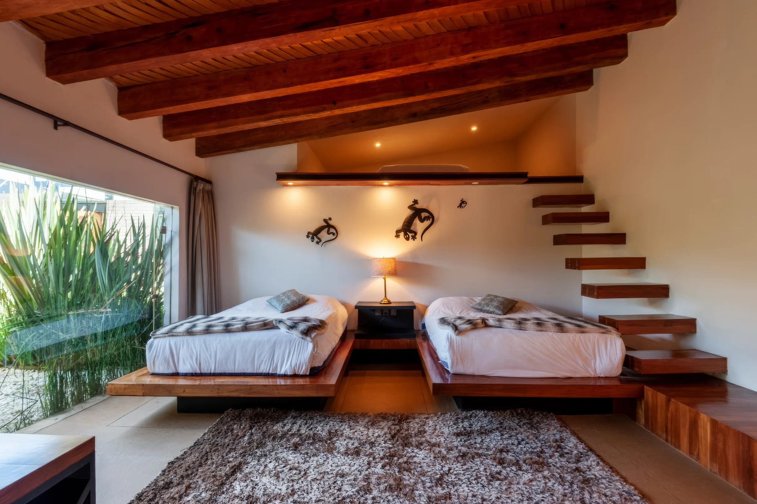 Wander Querencia Estate #14