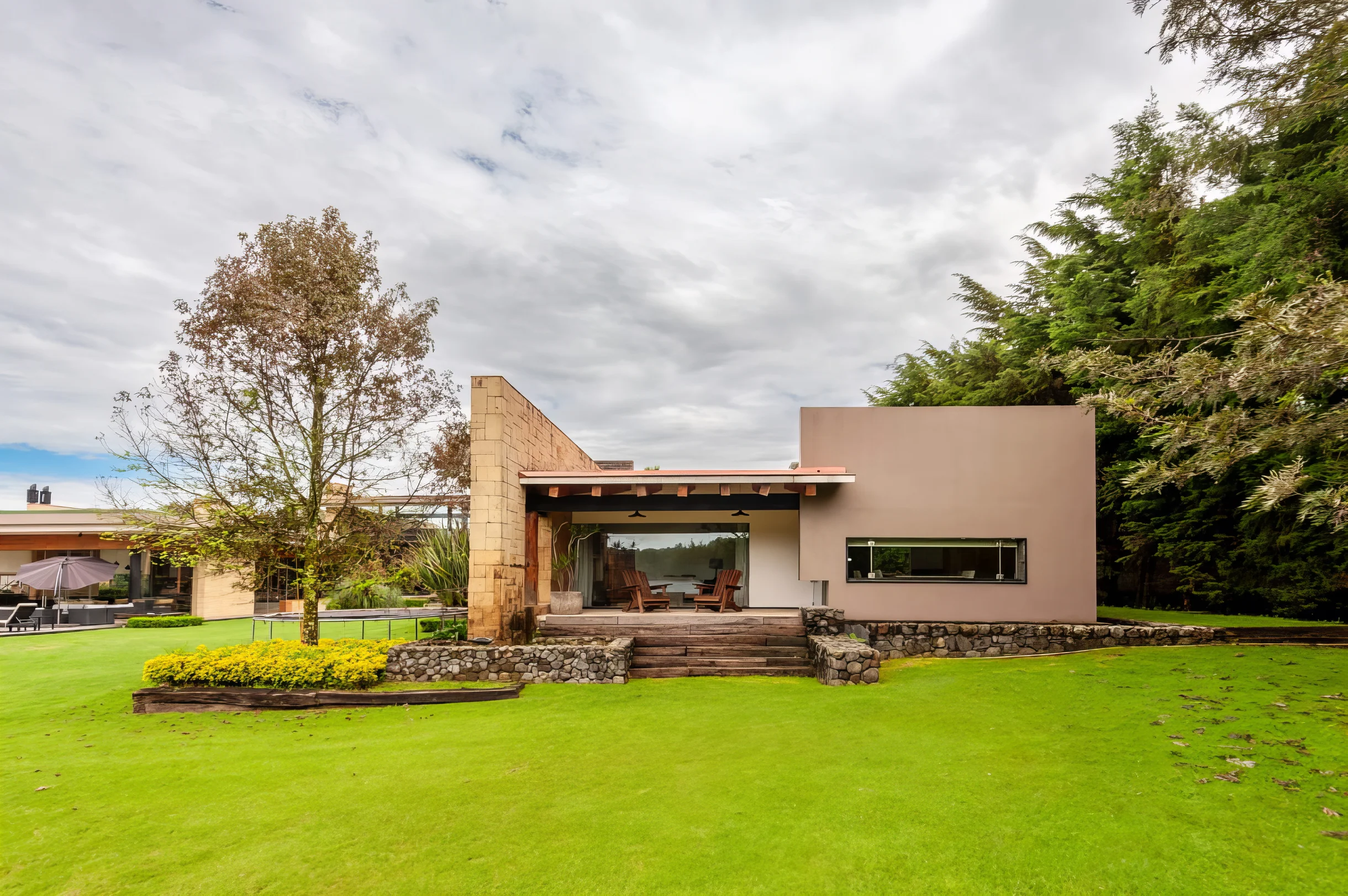 Wander Querencia Estate #50