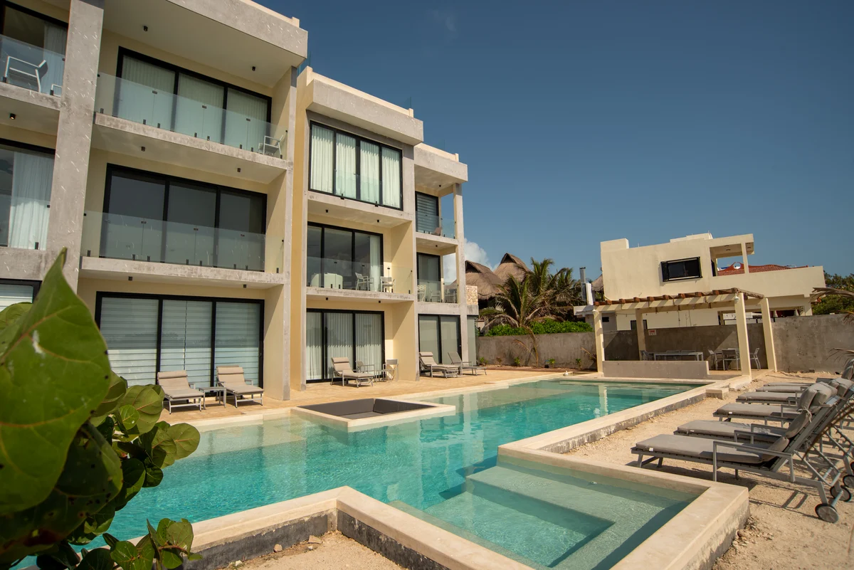 Wander Isla Mujeres Beachfront