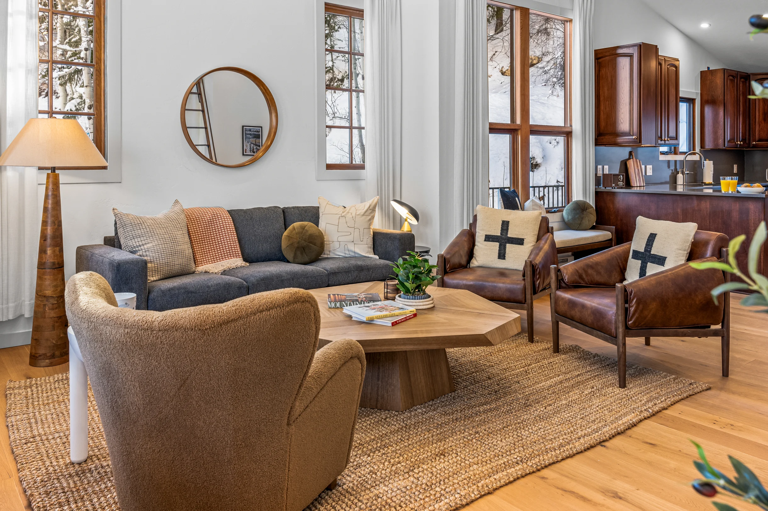 LUXE Loft Town Home | HOT TUB | Family-Friendly #24