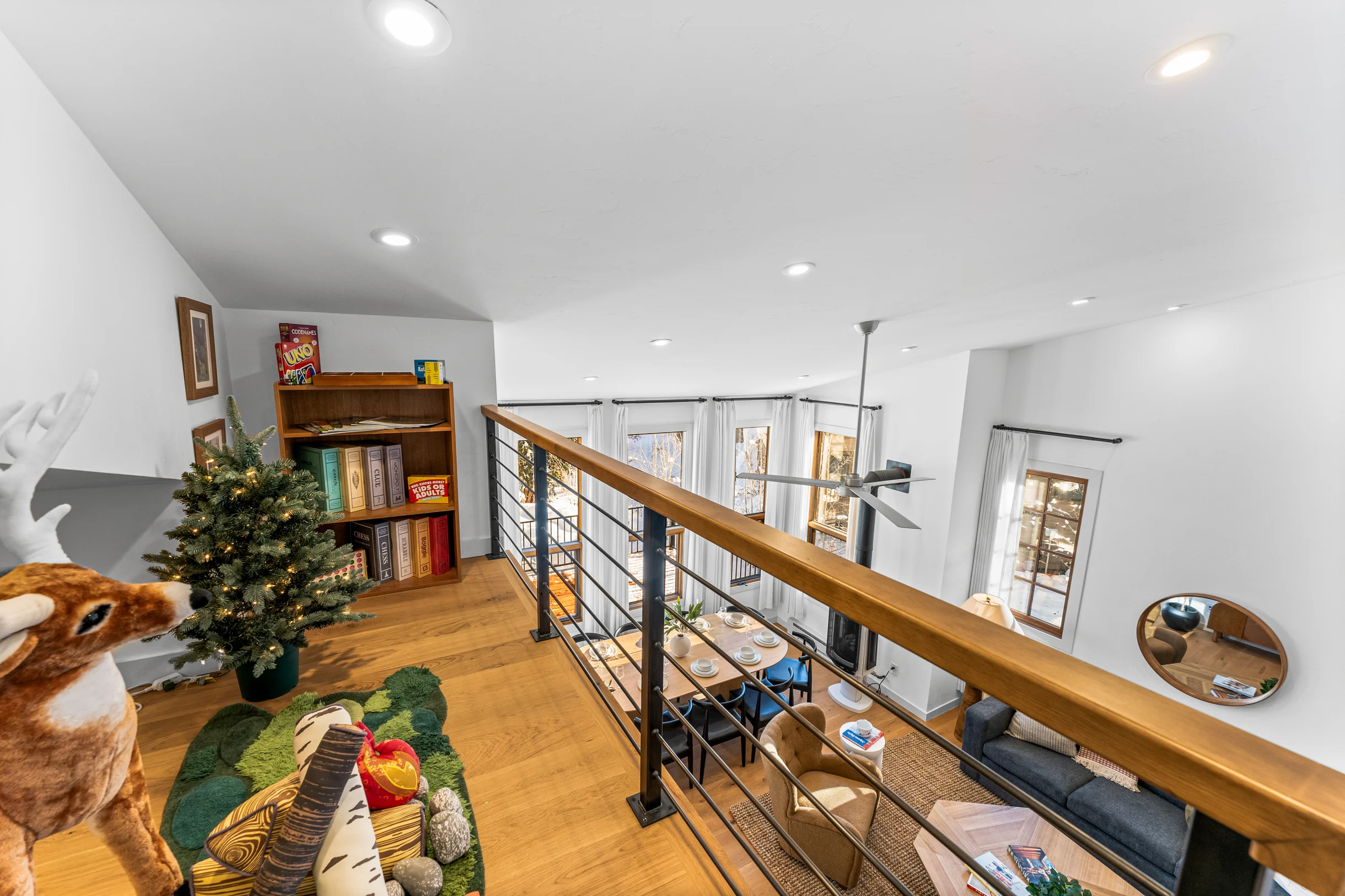 LUXE Loft Town Home | HOT TUB | Family-Friendly #40
