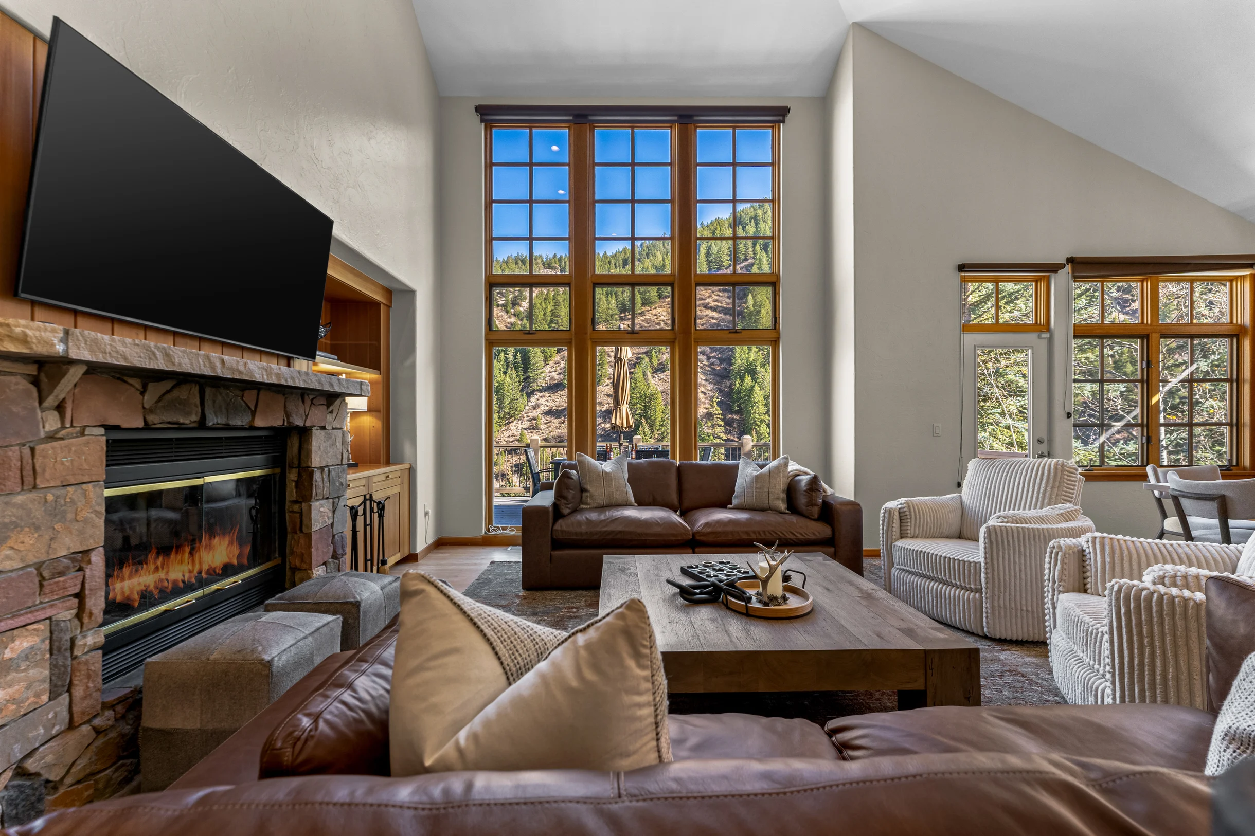 Spectacular views | Private Hot Tub | Sleeps 16 #15