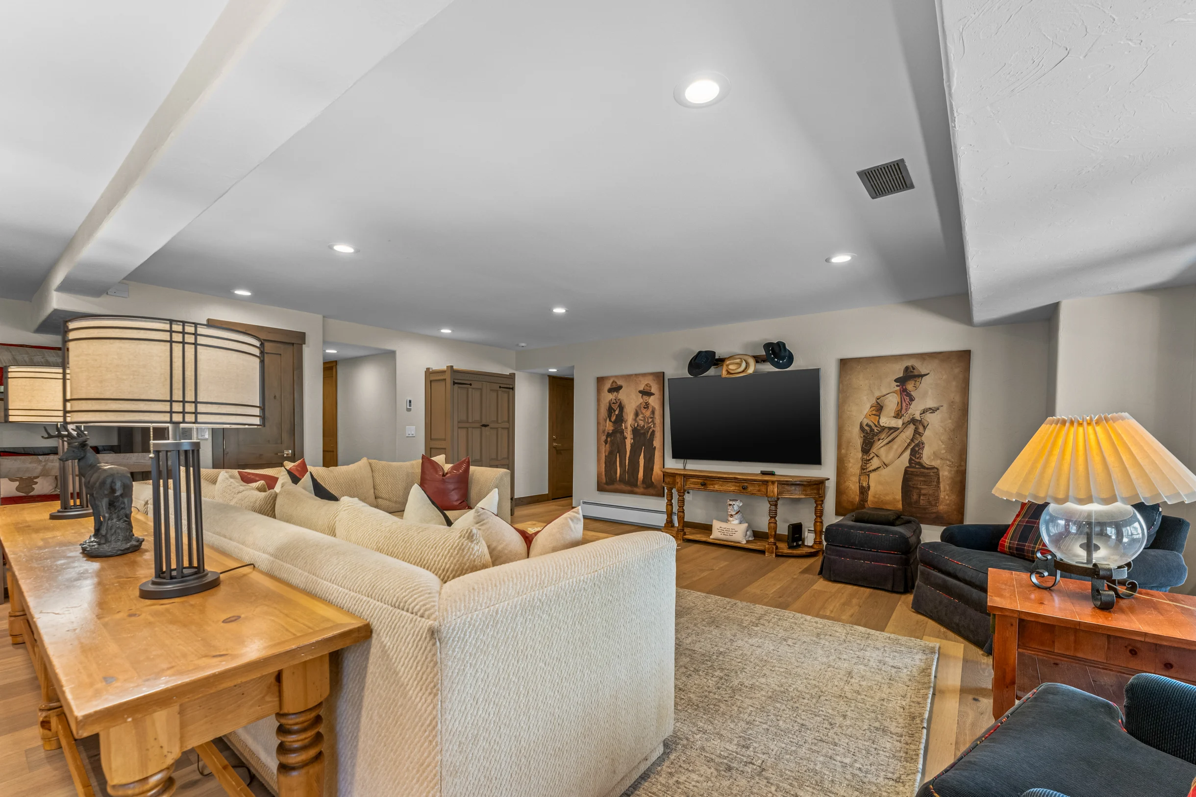 Spectacular views | Private Hot Tub | Sleeps 16 #30