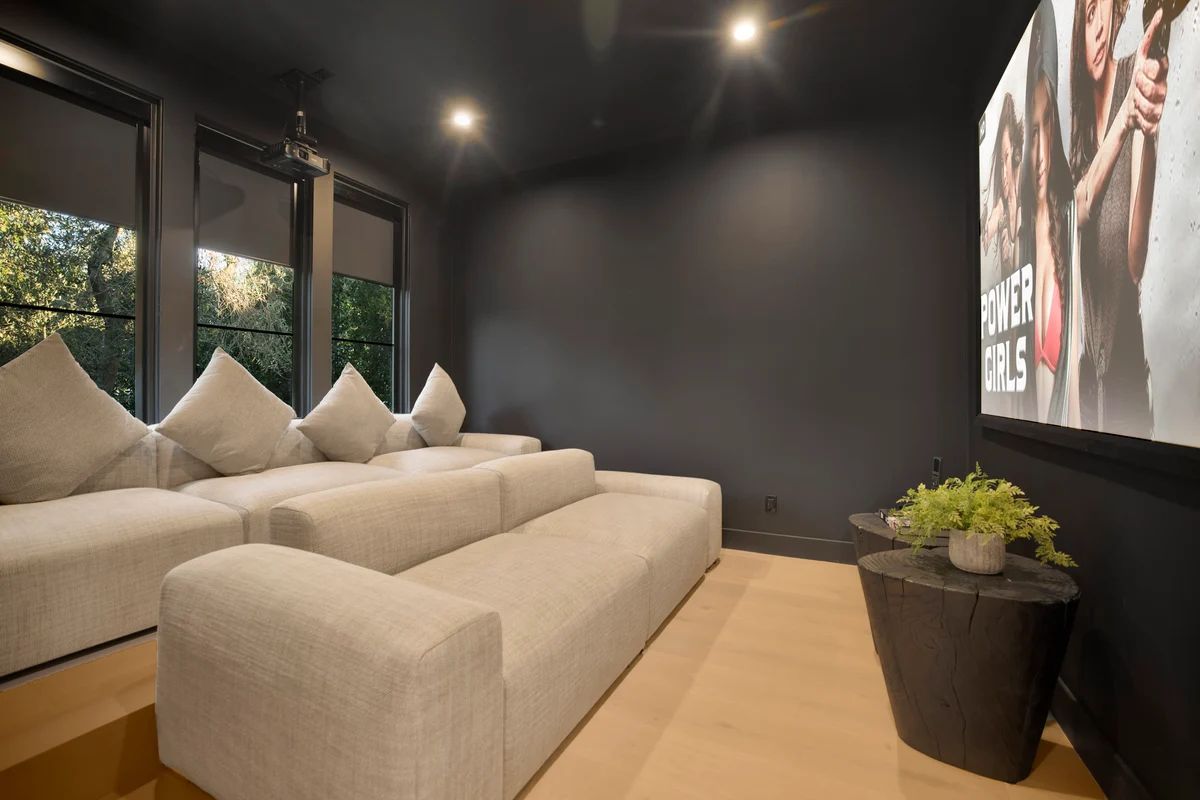 Wander North Hollywood Haven