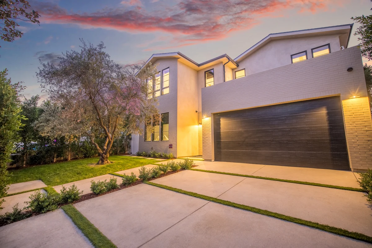 Wander North Hollywood Haven