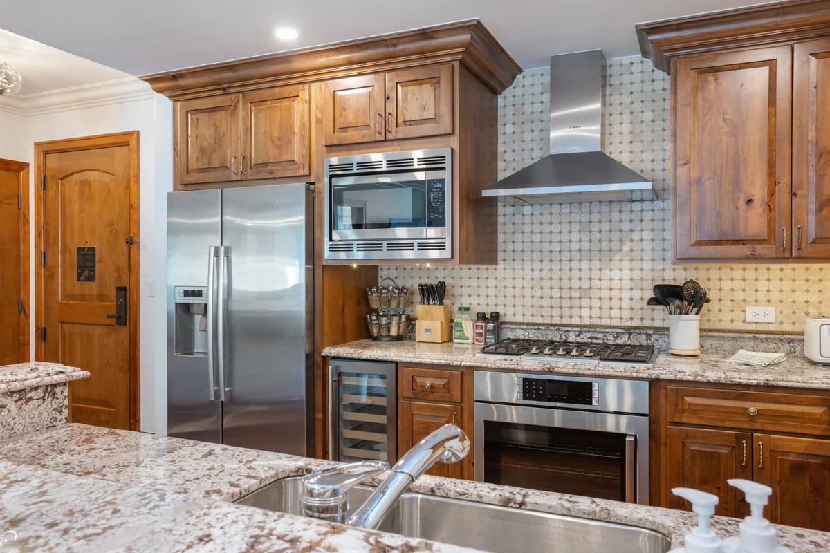 Ritz-Carlton Luxury Suite with Mountain Views #31
