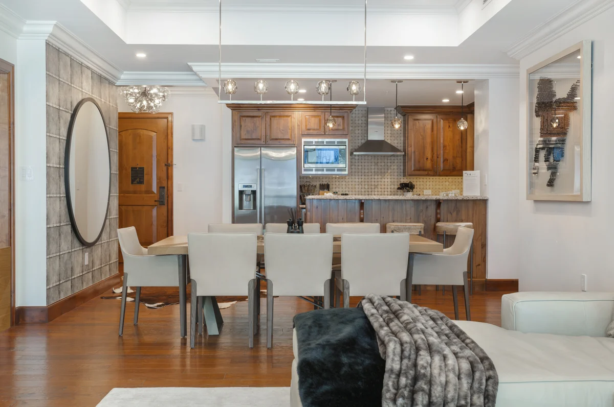 Ritz-Carlton Luxury Suite with Mountain Views #27