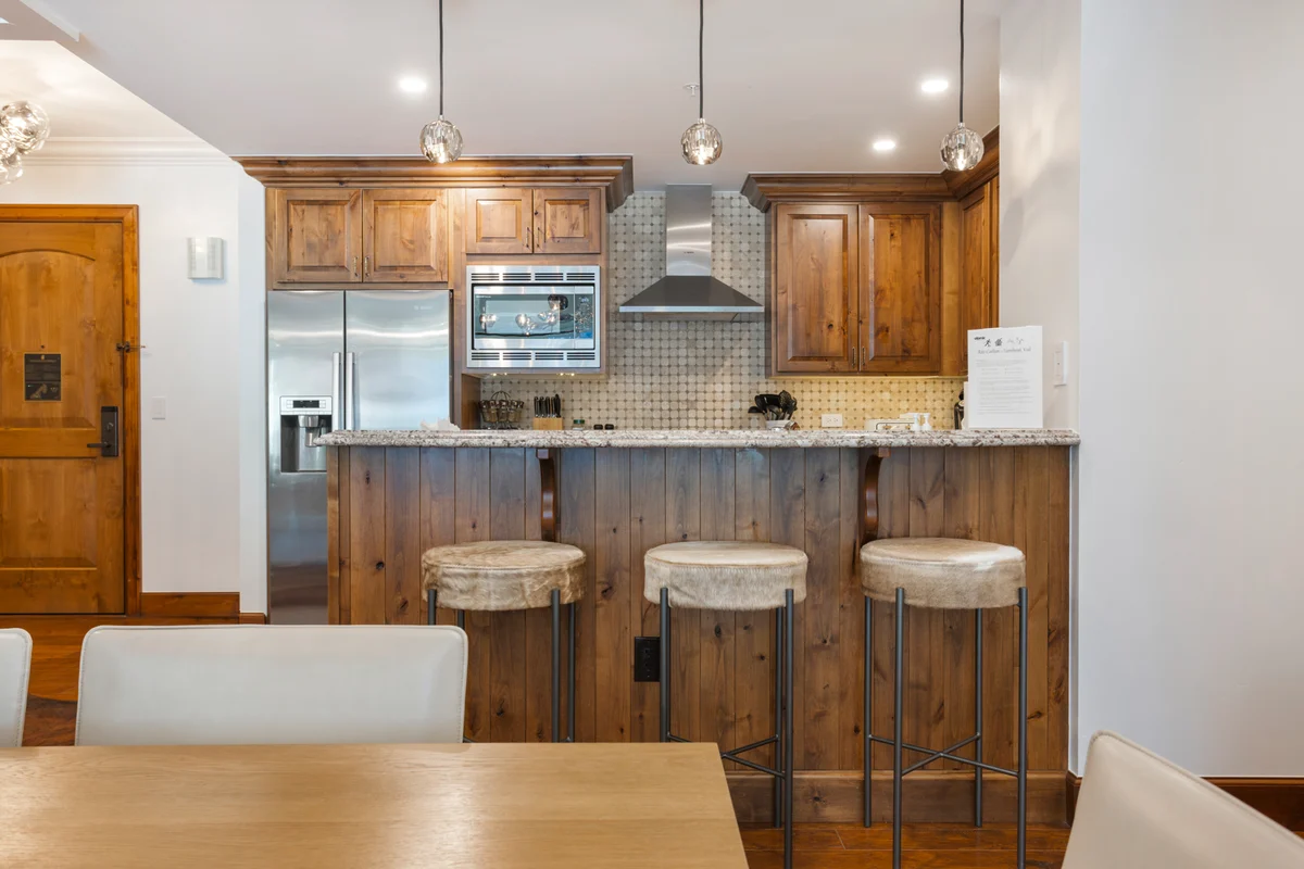 Ritz-Carlton Luxury Suite with Mountain Views #41